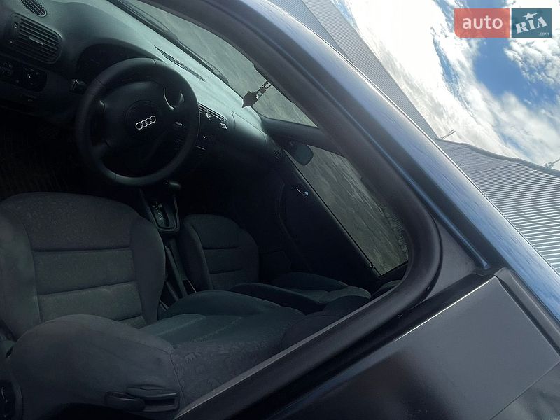 Хетчбек Audi A3 1998 в Ірпені