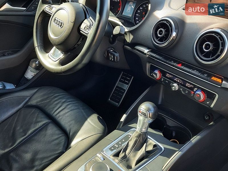 Кабріолет Audi A3 2015 в Києві фото 11 Кабріолет Audi A3 2015 в Києві
