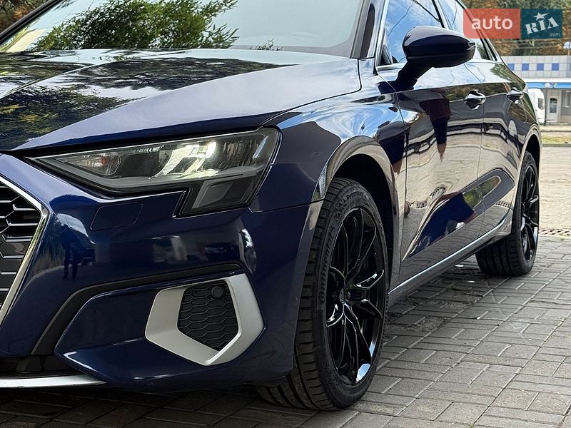 Седан Audi A3 2022 в Дніпрі