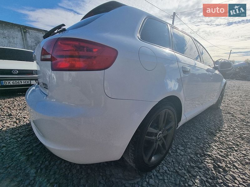 Хэтчбек Audi A3 2011 в Кременце