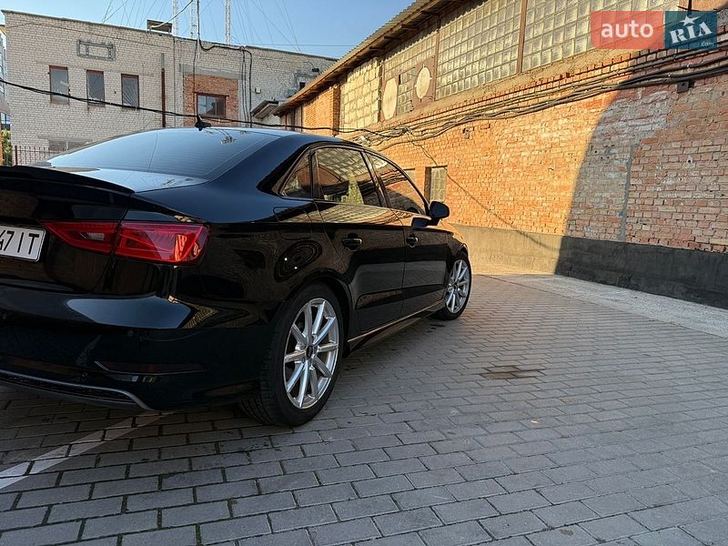 Седан Audi A3 2015 в Черкассах