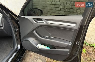 Седан Audi A3 2015 в Черкассах
