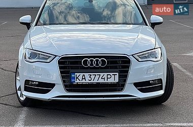 Хэтчбек Audi A3 2013 в Киеве