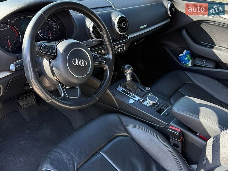 Седан Audi A3 2015 в Днепре