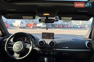 Седан Audi A3 2015 в Днепре