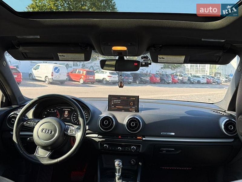Седан Audi A3 2015 в Днепре