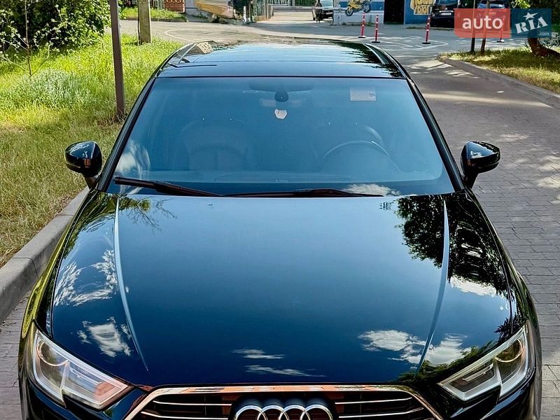 Хетчбек Audi A3 2016 в Львові