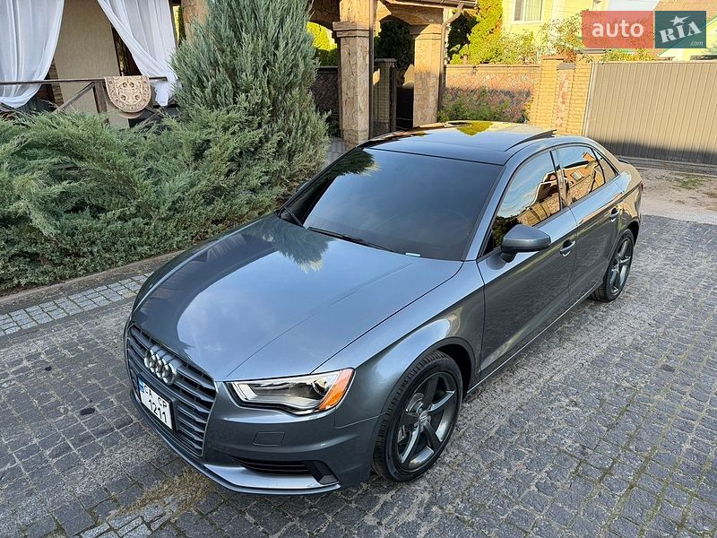 Седан Audi A3 2015 в Киеве