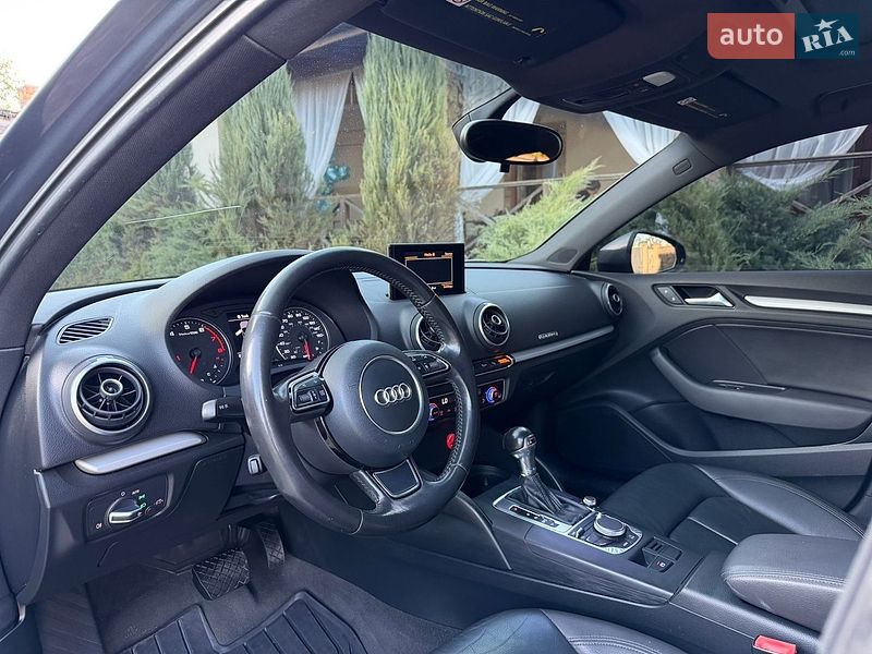 Седан Audi A3 2015 в Киеве