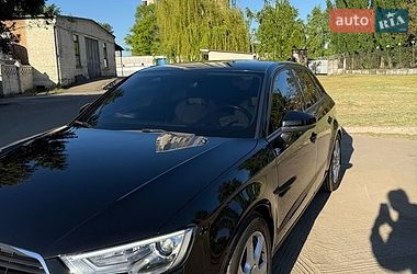 Хетчбек Audi A3 2018 в Києві