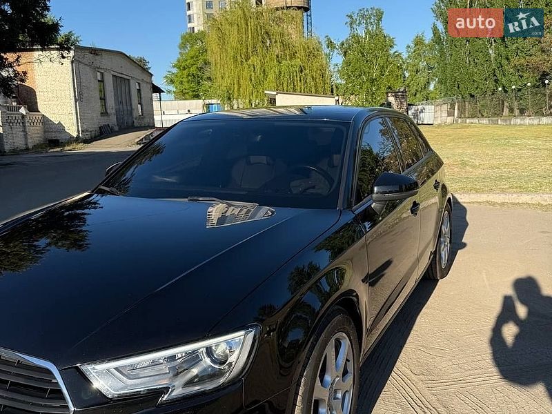 Хетчбек Audi A3 2018 в Києві