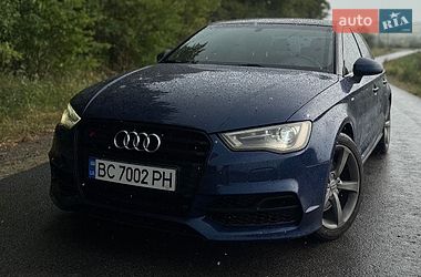Седан Audi A3 2015 в Львове
