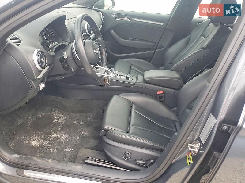 Седан Audi A3 2018 в Днепре