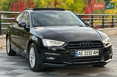 Седан Audi A3 2016 в Днепре