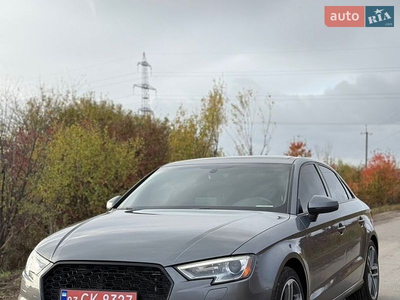 Седан Audi A3 2017 в Львове