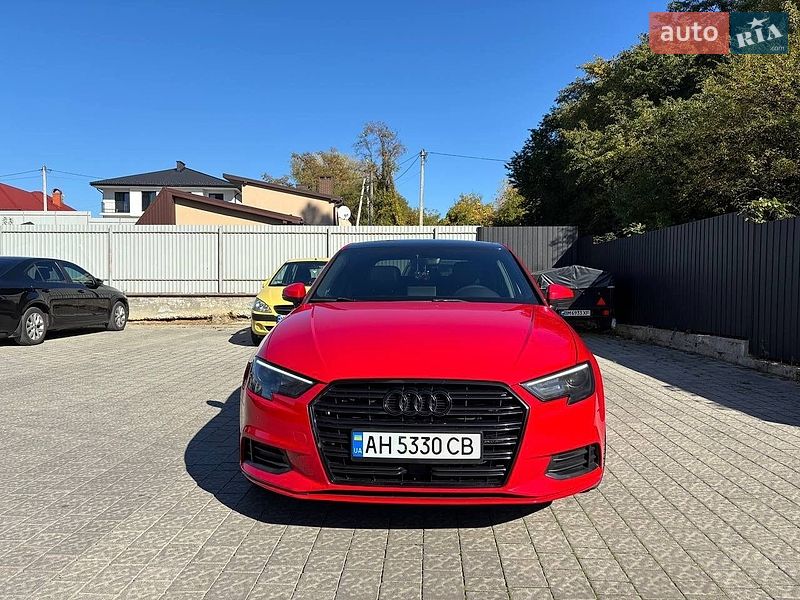 Седан Audi A3 2017 в Ужгороді