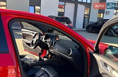 Седан Audi A3 2017 в Ужгороді