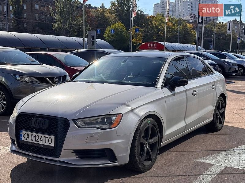 Седан Audi A3 2015 в Киеве
