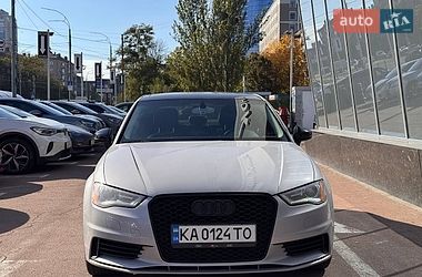 Седан Audi A3 2015 в Киеве