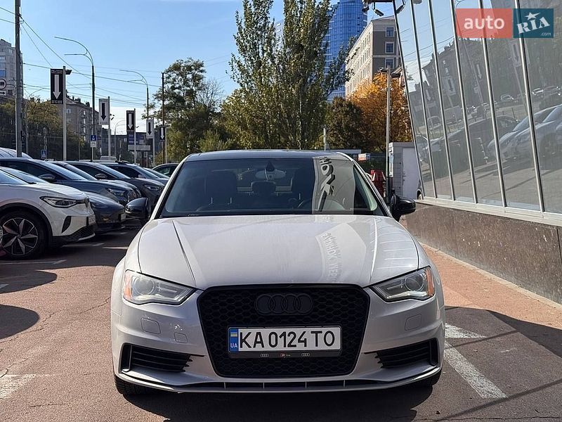Седан Audi A3 2015 в Киеве