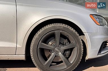 Седан Audi A3 2015 в Киеве
