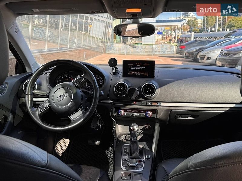 Седан Audi A3 2015 в Киеве