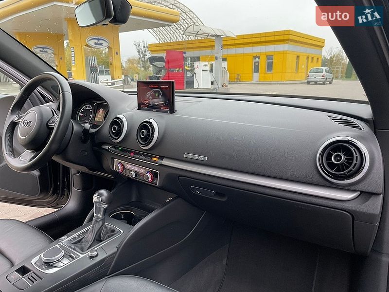 Хэтчбек Audi A3 2016 в Дубно