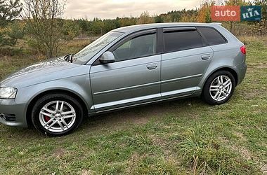 Хетчбек Audi A3 2009 в Кам'янці-Бузькій