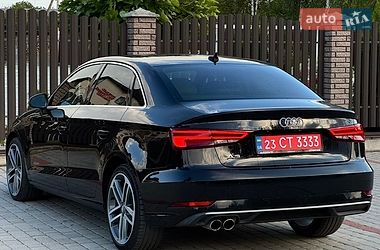 Седан Audi A3 2018 в Старокостянтинові