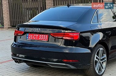 Седан Audi A3 2018 в Старокостянтинові
