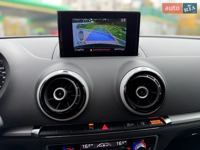 Седан Audi A3 2016 в Львові
