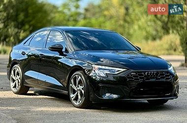 audi a3 2023 в Дніпро (Дніпропетровськ) від професійного продавця Людмила