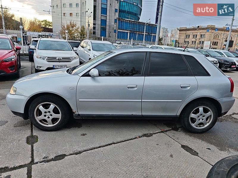 Хэтчбек Audi A3 2002 в Харькове
