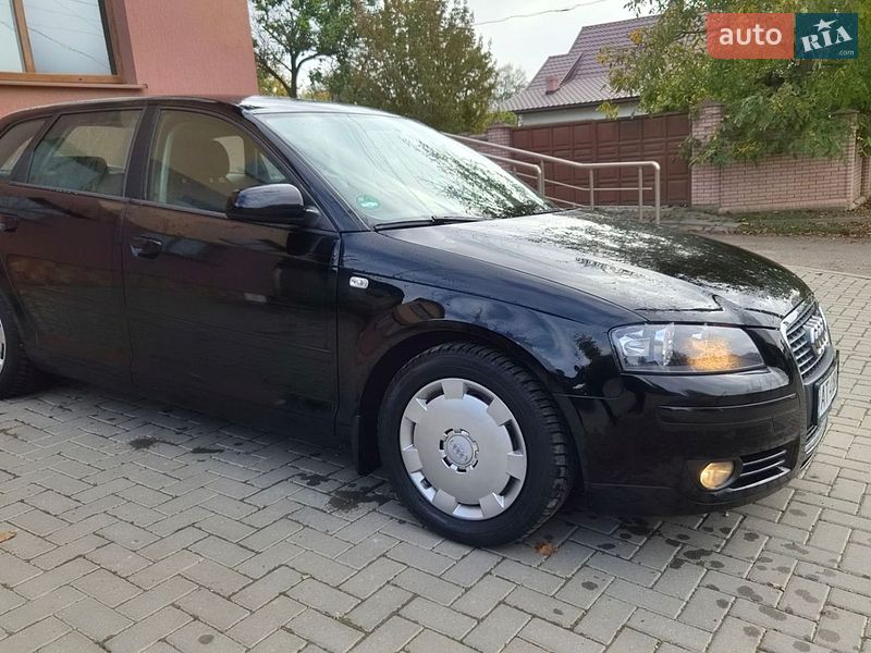 Хетчбек Audi A3 2006 в Чернівцях
