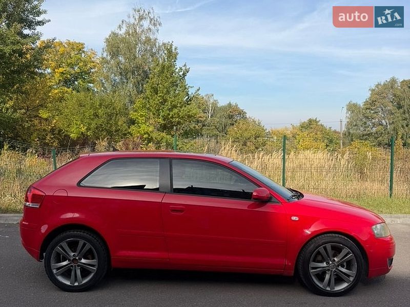 Хэтчбек Audi A3 2004 в Ровно