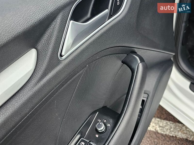 Хэтчбек Audi A3 2016 в Ровно