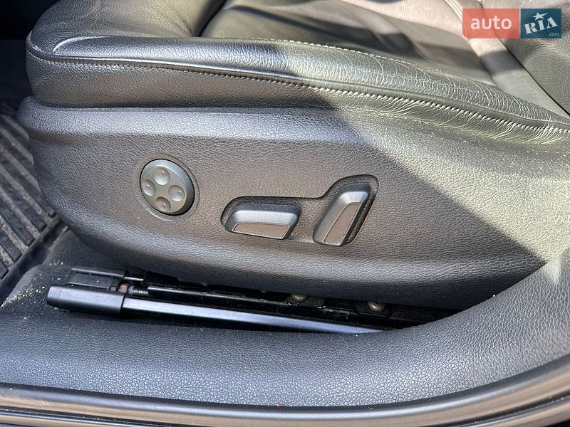 Седан Audi A3 2015 в Днепре