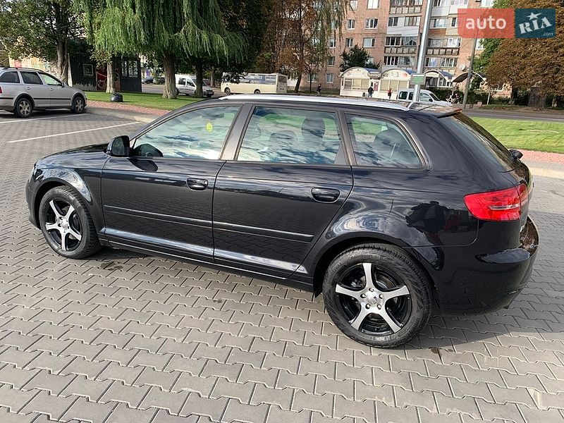 Хэтчбек Audi A3 2009 в Луцке