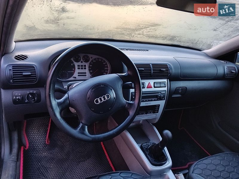Хетчбек Audi A3 1997 в Мостиській