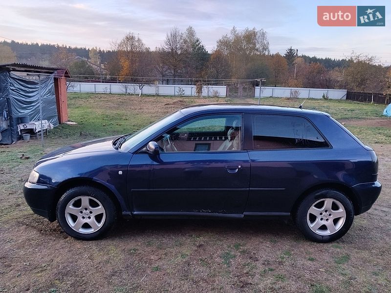 Хэтчбек Audi A3 1997 в Мостиске