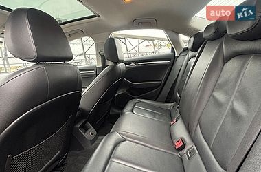 Седан Audi A3 2016 в Киеве