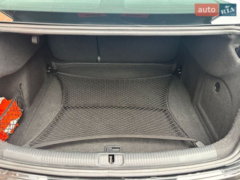 Седан Audi A3 2016 в Киеве