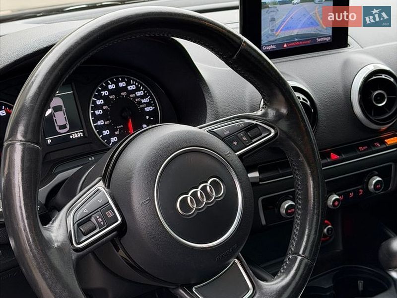 Седан Audi A3 2015 в Стрые
