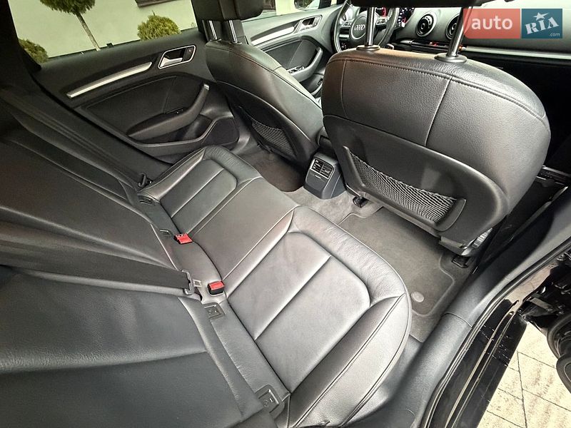 Седан Audi A3 2015 в Стрые