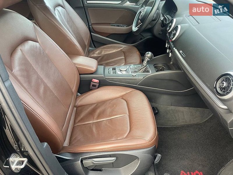 Седан Audi A3 2020 в Киеве