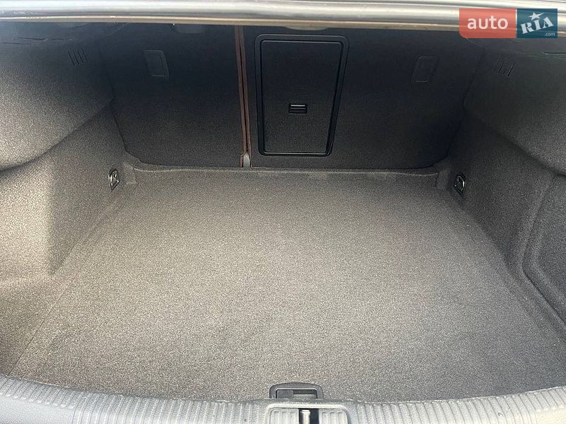 Седан Audi A3 2020 в Киеве