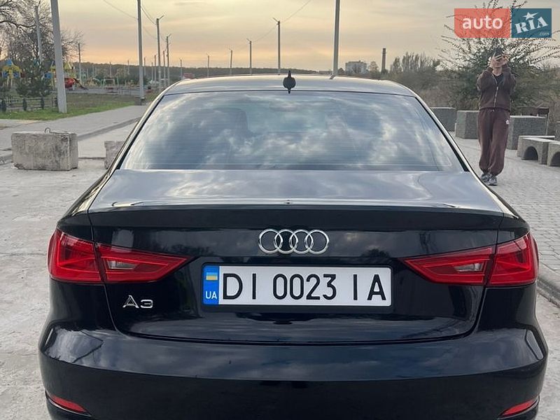 Седан Audi A3 2014 в Синельниково
