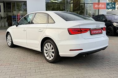 Седан Audi A3 2015 в Житомире