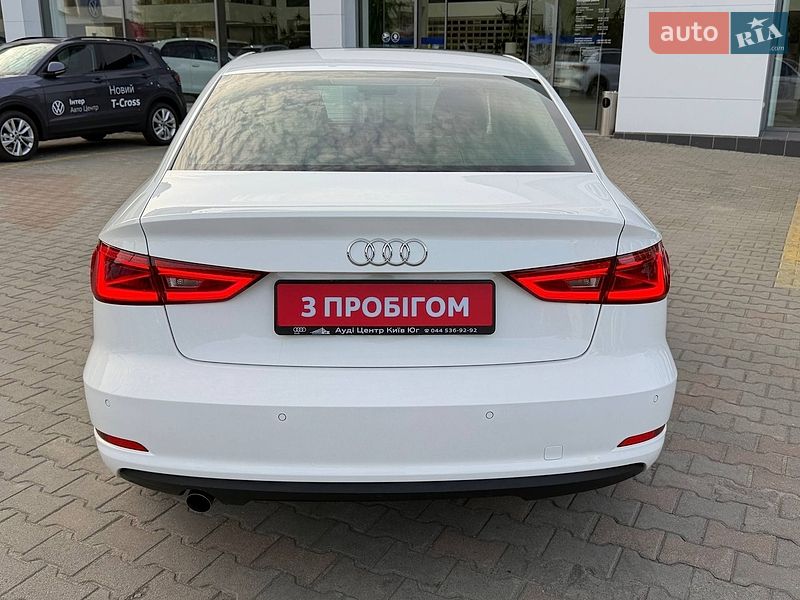 Седан Audi A3 2015 в Житомире