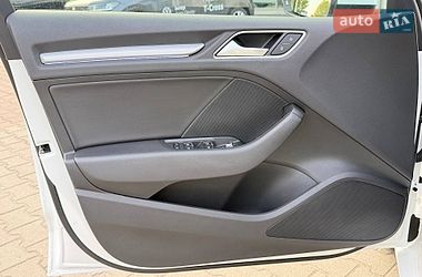 Седан Audi A3 2015 в Житомире
